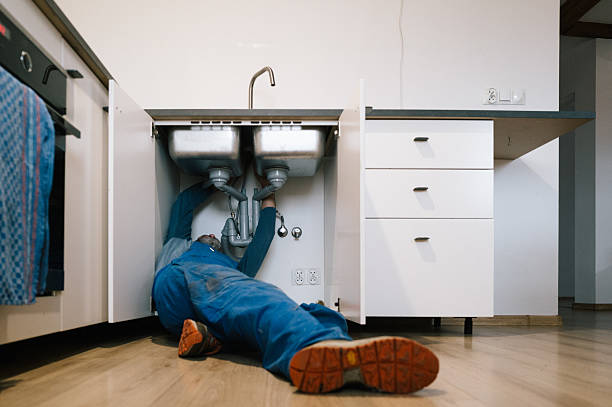 Professional Plumbing technician working in Jerseyville, IL
